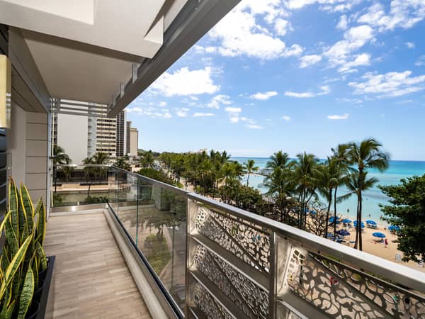 ESPACIO The Jewel of Waikiki, United States — ESPACIO The Jewel of Waikiki