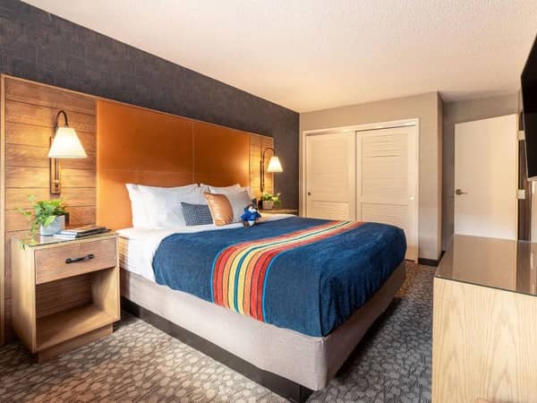 Riverhouse Lodge, United States — Riverhouse Lodge