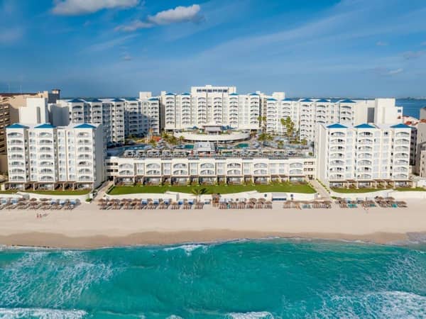 Hilton Cancun Mar Caribe All-Inclusive Resort, Mexico — Hilton Cancun Mar Caribe All-Inclusive Resort