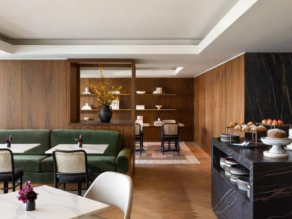 Fairmont Pacific Rim, Canada — Fairmont Pacific Rim - Fairmont Gold Lounge