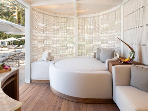 The Ritz-Carlton Orlando, Grande Lakes, United States — The Ritz-Carlton Orlando, Grande Lakes - Pool-Side Cabanas