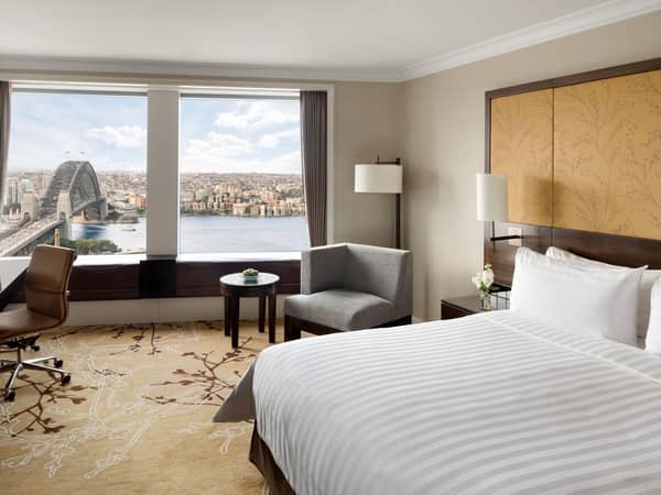 Shangri-La Sydney, Australia — Shangri-La Sydney - Shangri-La Hotel, Sydney - Executive Sydney Harbour View King