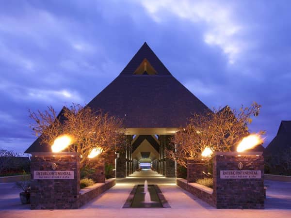 InterContinental Fiji Golf Resort & Spa, Fiji — InterContinental Fiji Golf Resort & Spa - Resort Entrance