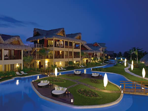 Zoetry Agua Punta Cana, Dominican Republic — Zoetry Agua Punta Cana - Pool at night