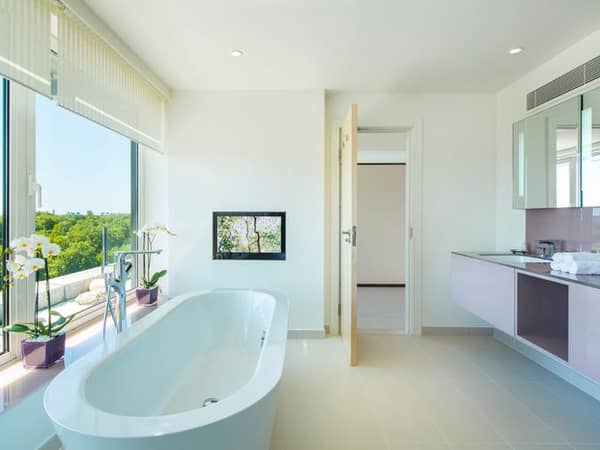 COMO Metropolitan London, England — COMO Metropolitan London - COMO Suite Bathroom