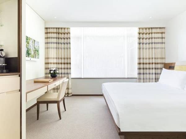 COMO Metropolitan London, England — COMO Metropolitan London - Deluxe City Room