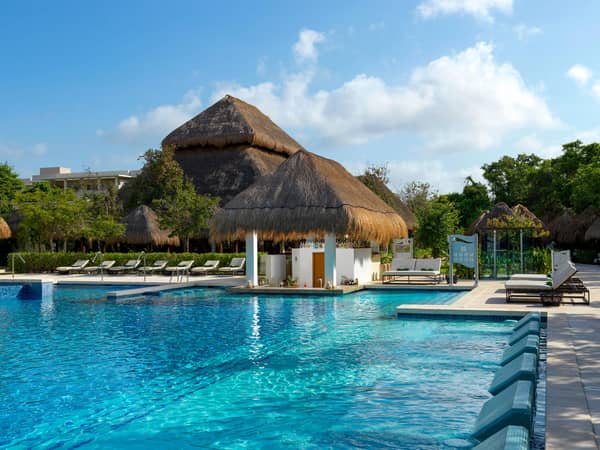 Paradisus La Perla, Mexico — Paradisus La Perla - The Reserve Swim Up Bar