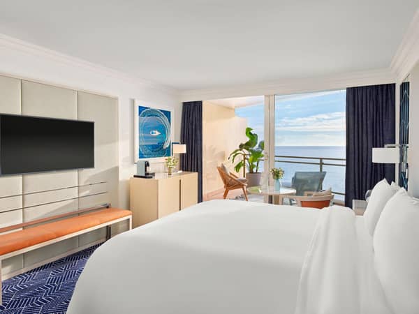 Fairmont Monte Carlo, Monaco — Fairmont Monte Carlo - Signature sea view room