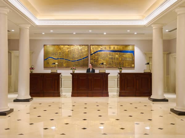 The College Green Hotel, Ireland — The College Green Hotel - Hotel Lobby