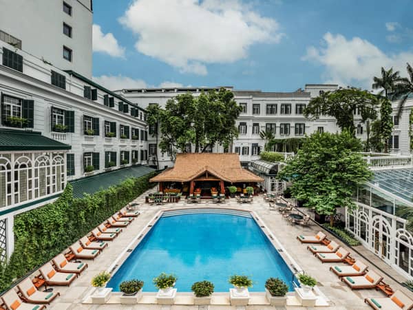Sofitel Legend Metropole Hanoi, Vietnam — Sofitel Legend Metropole Hanoi - Swimming pool