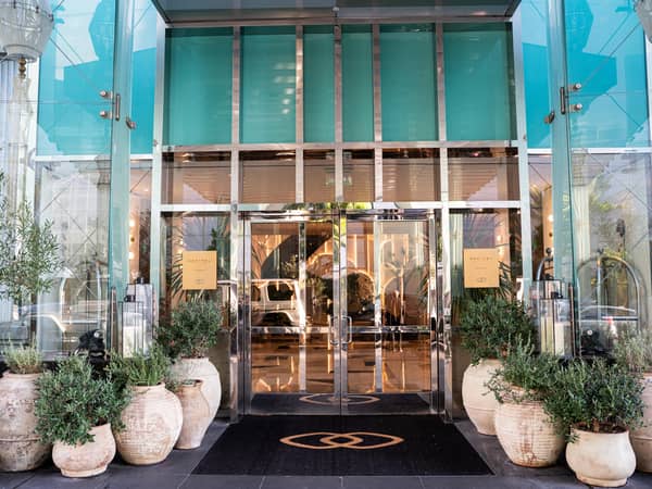 Sofitel Los Angeles at Beverly Hills, United States — Sofitel Los Angeles at Beverly Hills - Sofitel Los Angeles at Beverly Hills Hotel Entrance
