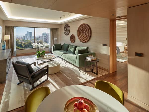 Mandarin Oriental, Santiago, Chile — Mandarin Oriental, Santiago - Executive Suite Living Area