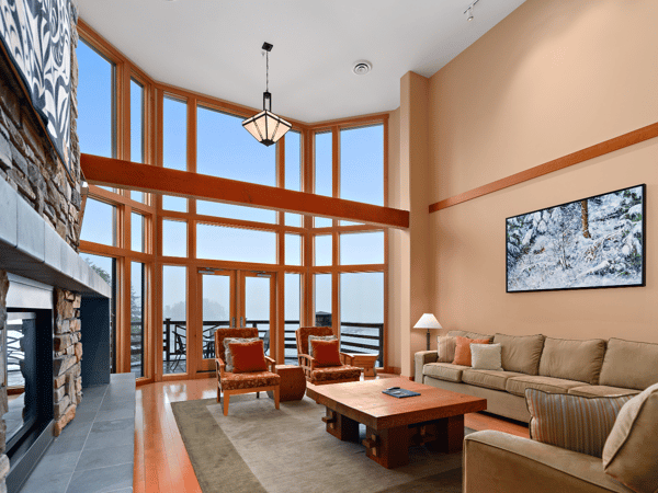Sonora Resort, Canada — Sonora Resort - Sonora Resort - Lodge Lounge