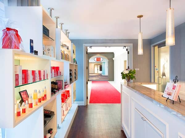 Manchester Grand Hyatt San Diego, United States — Manchester Grand Hyatt San Diego - Iconic Marilyn Monroe Spa