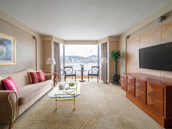 Kowloon Shangri-La, Hong Kong, China — Kowloon Shangri-La, Hong Kong - Harbour View Suite