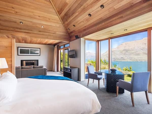Azur Lodge, New Zealand — Azur Lodge - Unobstructed views from each of the 9 villas