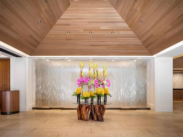 Halepuna Waikiki by Halekulani, United States — Halepuna Waikiki by Halekulani - Main Lobby Floral Arrangment