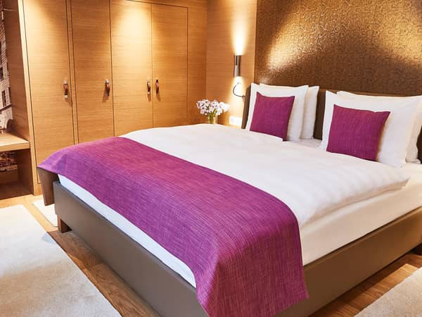 Hotel Vier Jahreszeiten Kempinski Munich, Germany — Hotel Vier Jahreszeiten Kempinski Munich - Superior Suite