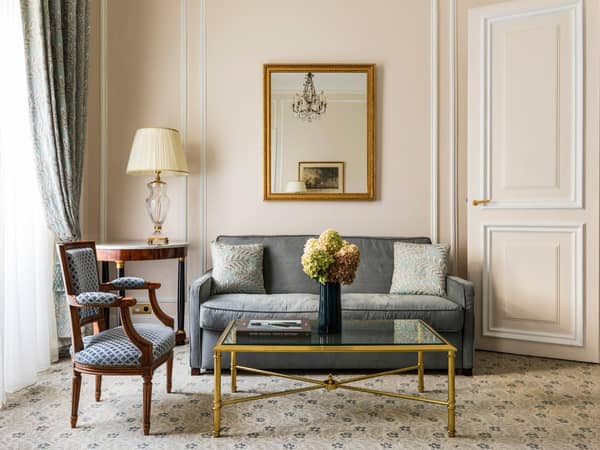 Hotel San Regis Paris, France — Hotel San Regis Paris - Junior Suite