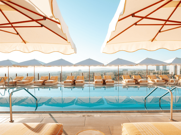 Waldorf Astoria Beverly Hills, United States — Waldorf Astoria Beverly Hills - Newly revamped rooftop pool
