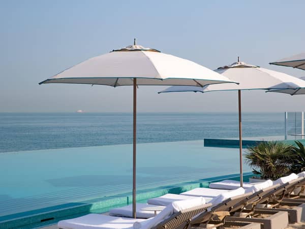 Jumeirah Burj Al Arab, United Arab Emirates — Jumeirah Burj Al Arab - Infinity pool