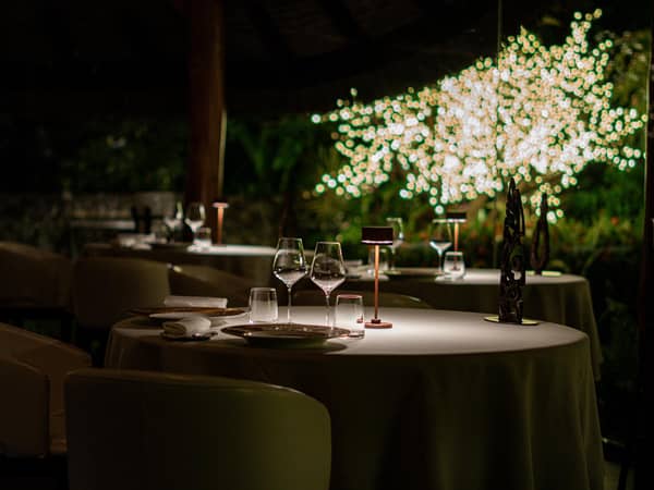 Le Bora Bora, French Polynesia — Le Bora Bora - Poerava restaurant