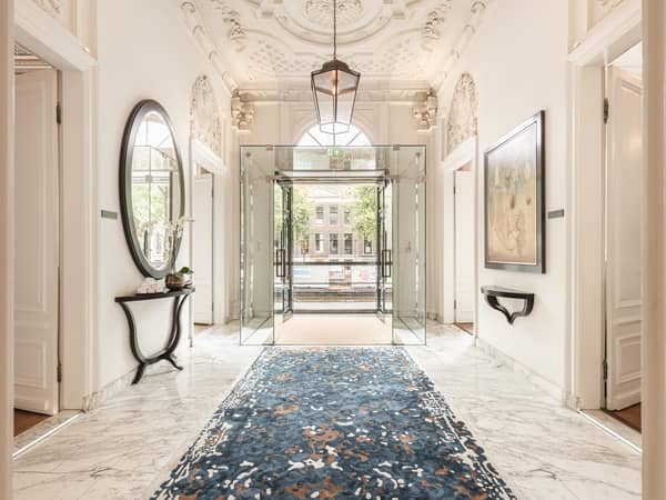 Waldorf Astoria Amsterdam, The Netherlands — Waldorf Astoria Amsterdam - Entrance