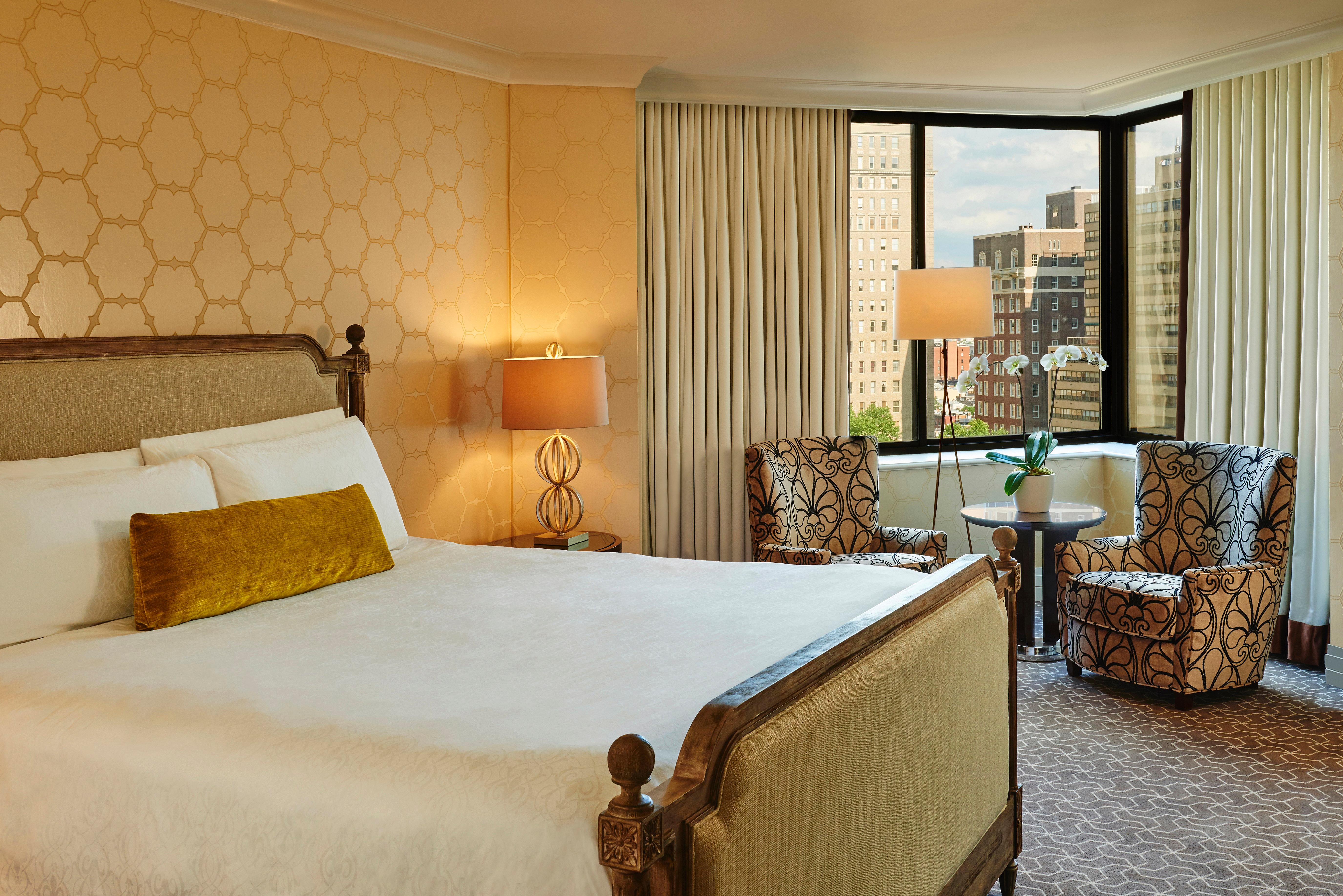 R Floor Suites