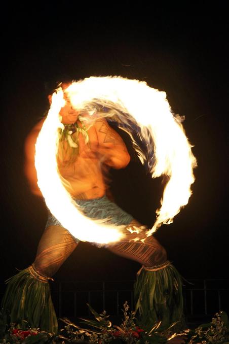 The Royal Hawaiian, a Luxury Collection Resort, Waikiki, United States — The Royal Hawaiian, a Luxury Collection Resort, Waikiki - Aha Aina - Fire Knife Dancer
