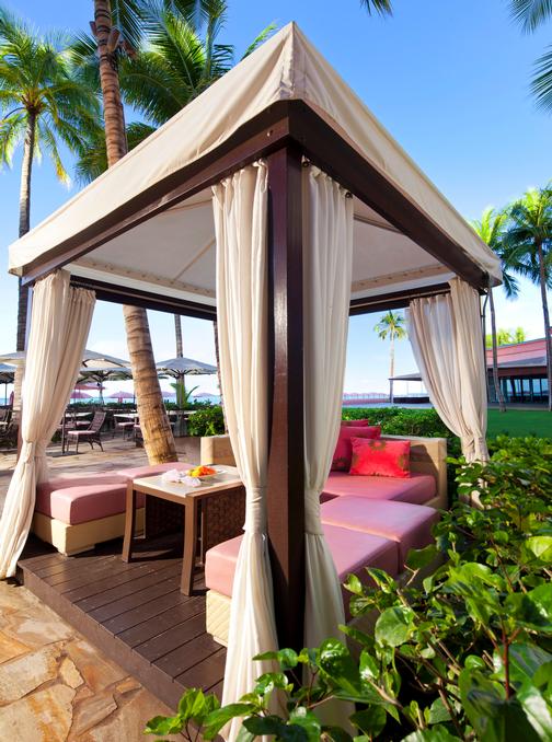 The Royal Hawaiian, a Luxury Collection Resort, Waikiki, United States — The Royal Hawaiian, a Luxury Collection Resort, Waikiki - Mai Tai Bar Cabana