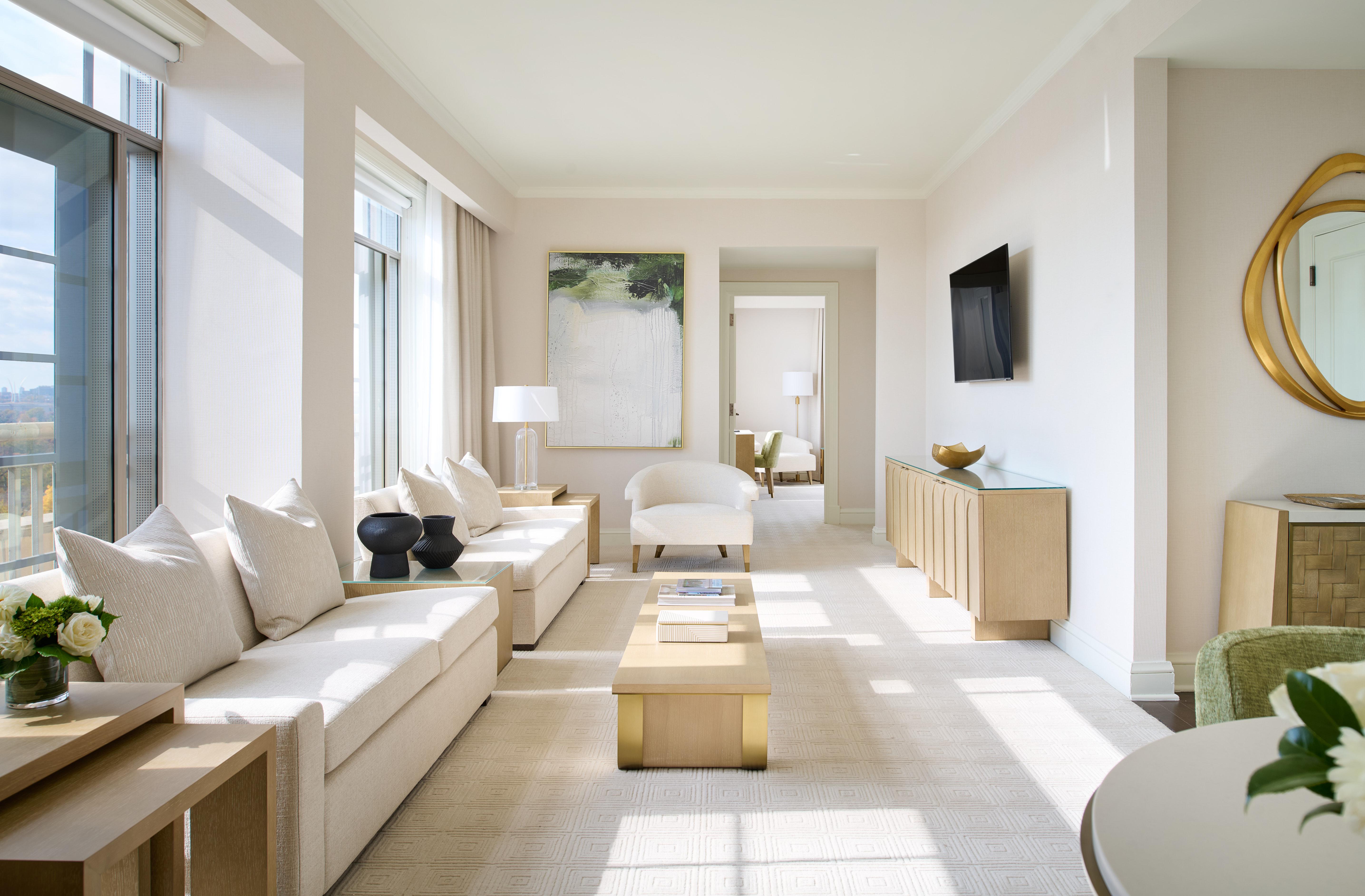 Signature Suite: The Ambassador Suite