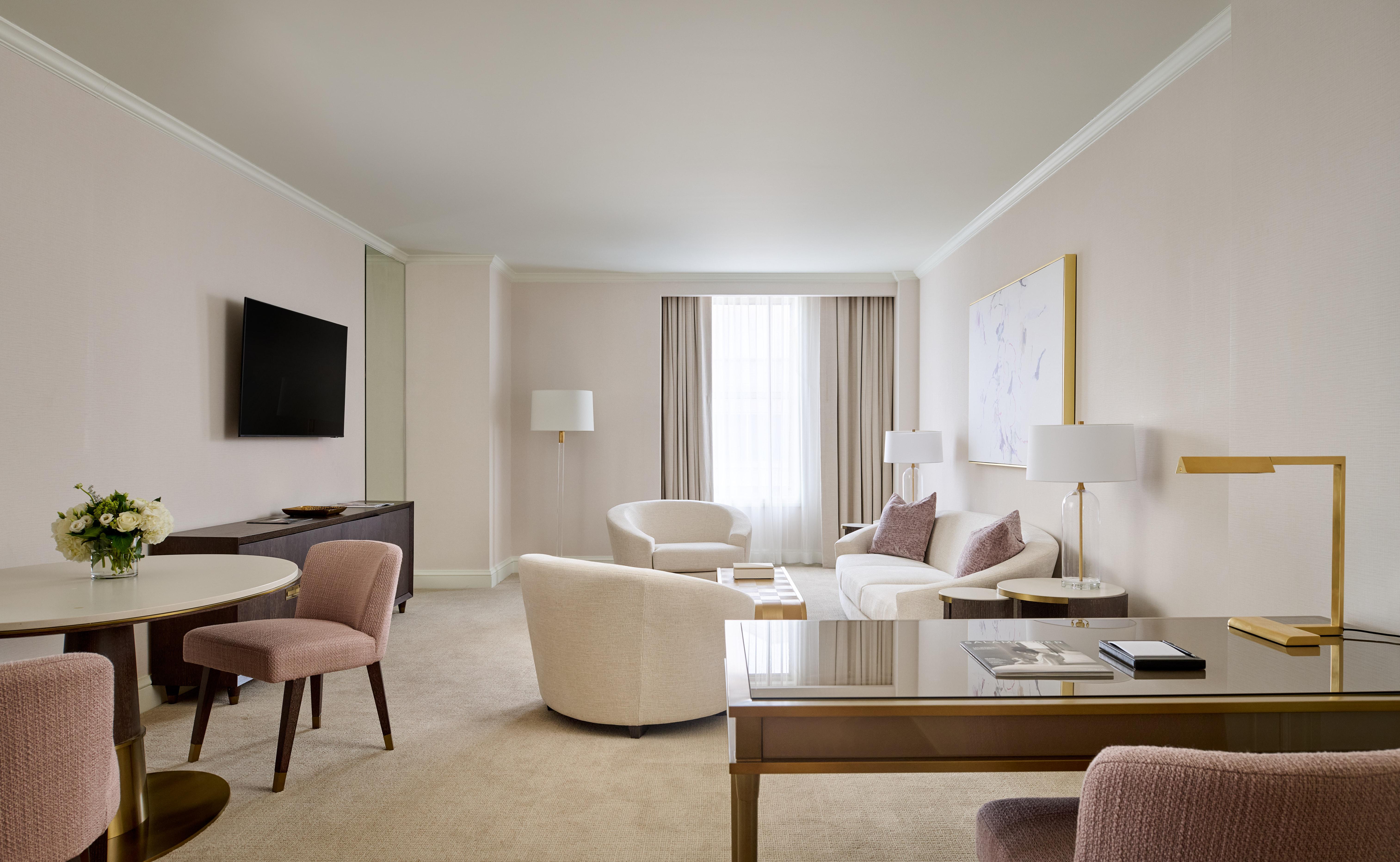 Signature Suite: The Mayor Suite