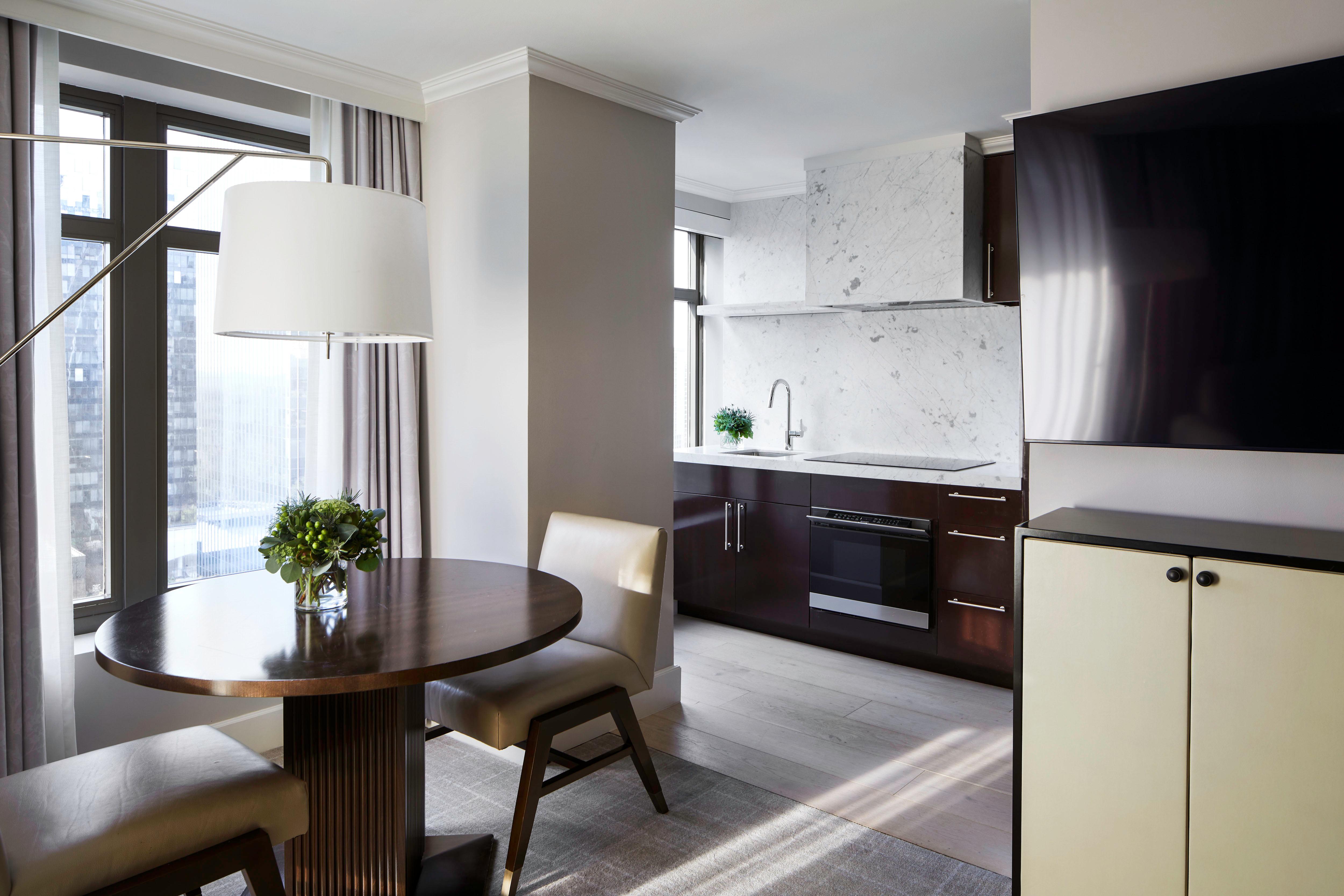 Astoria Suite