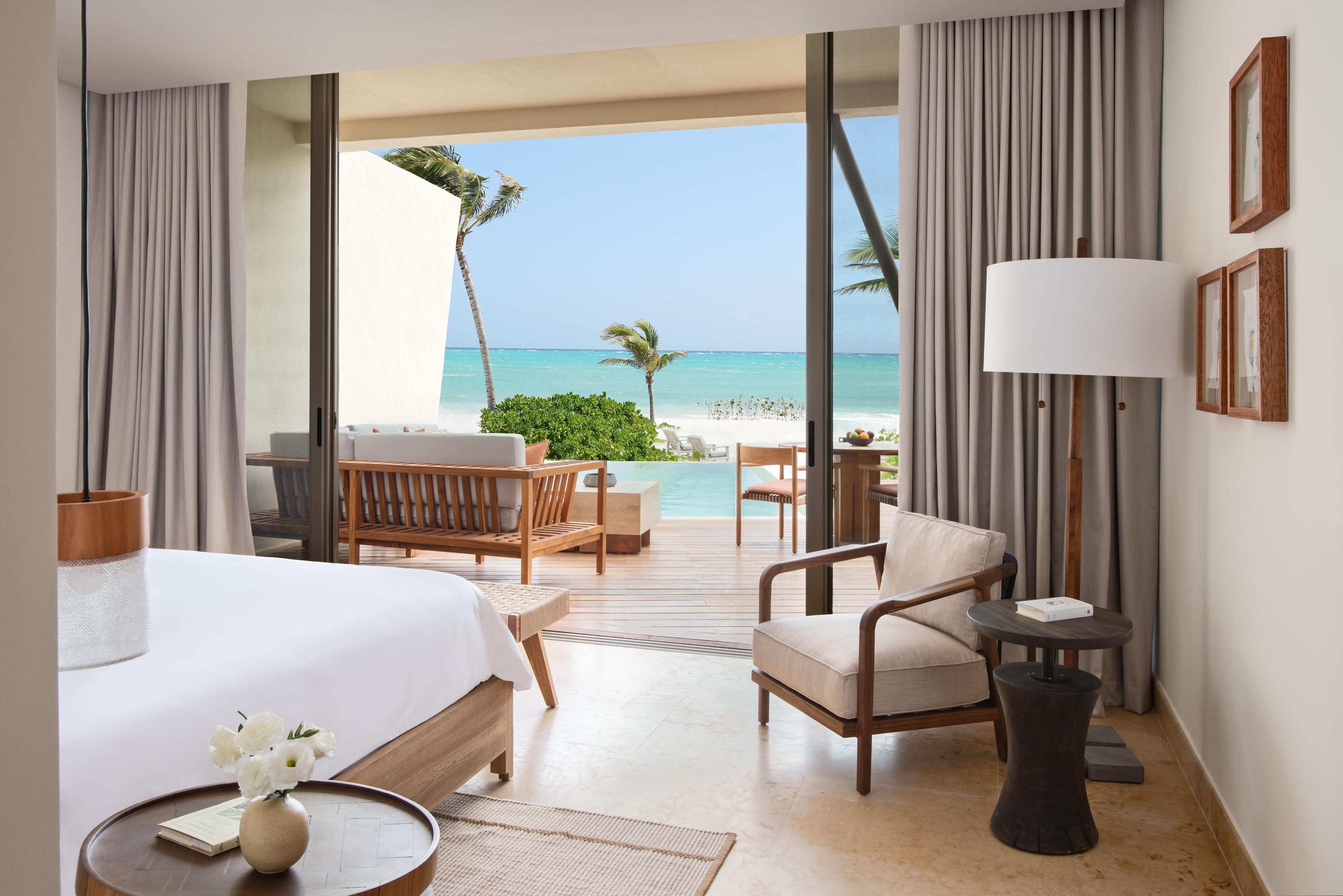 Beachfront Presidential Suite (Four-Bedrooms)