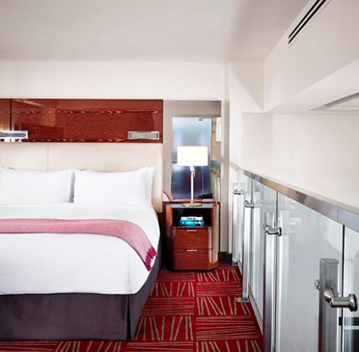 Deluxe Loft Suite