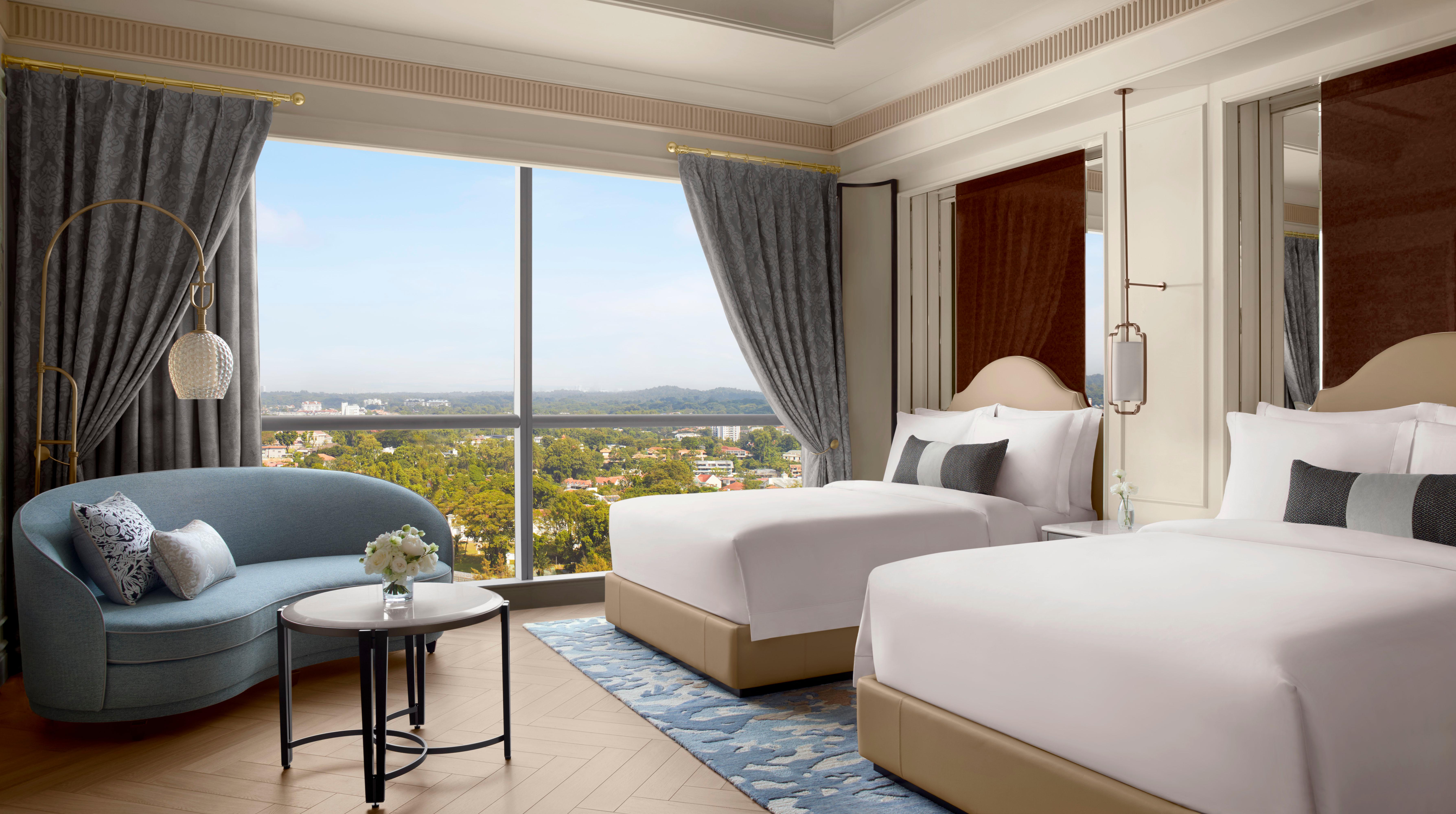 Astor Grand Deluxe Room