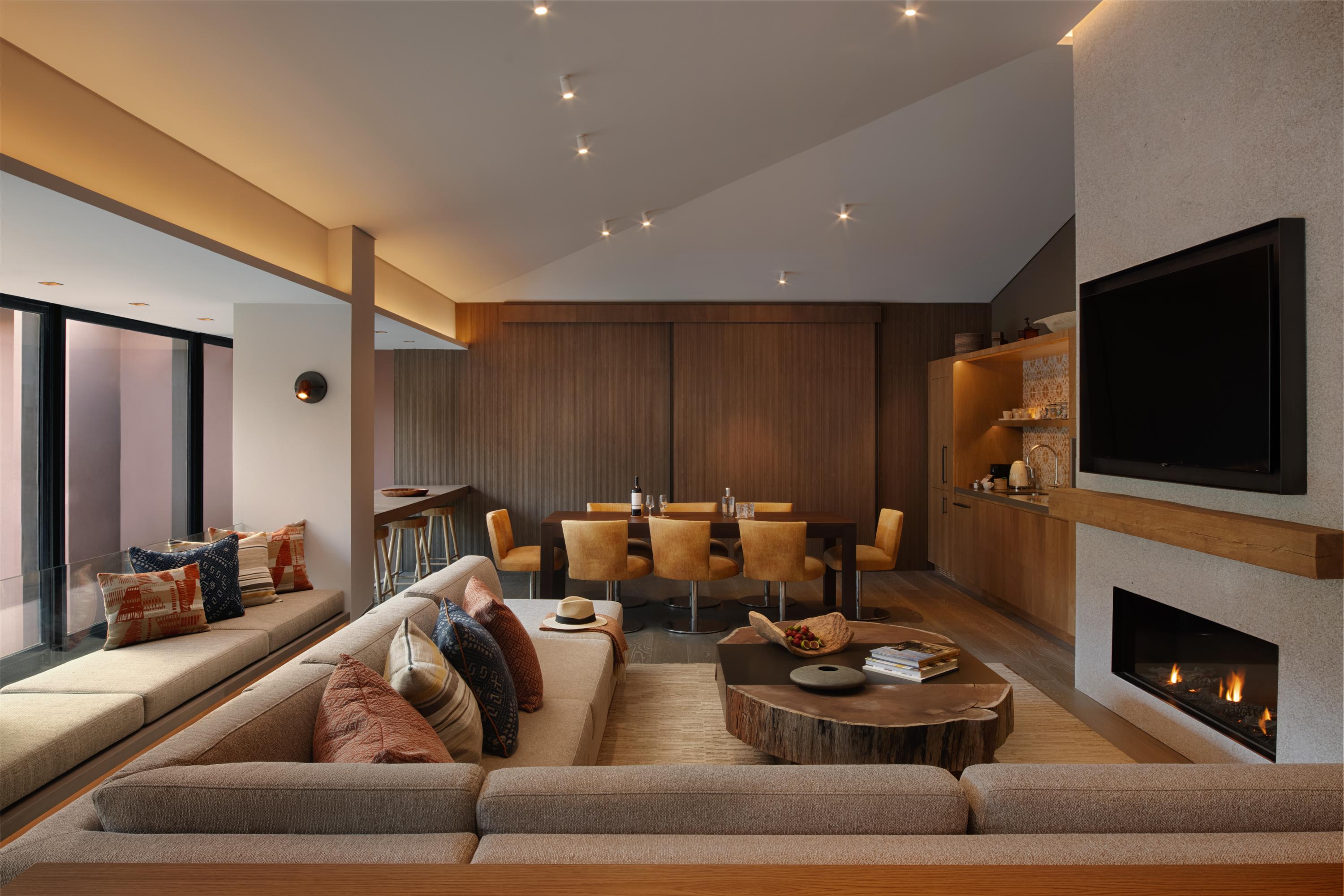 Valley Master Suite