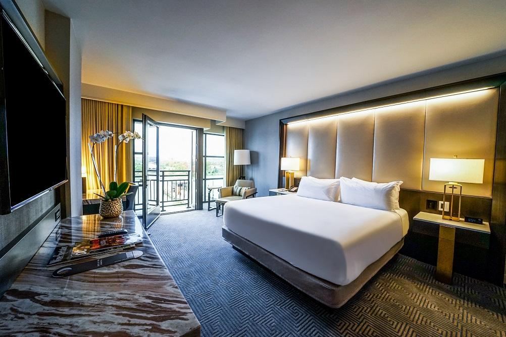 King Premier Riverview