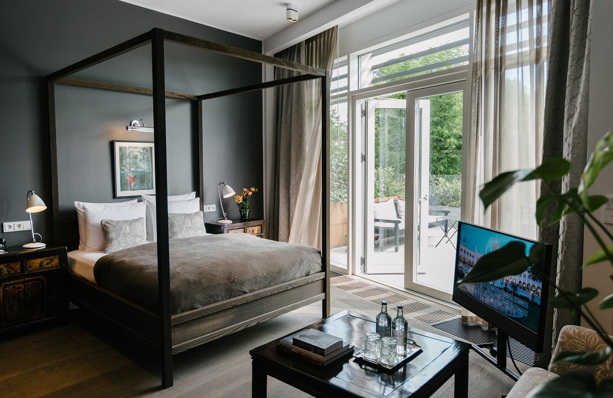 Deluxe Balcony Room