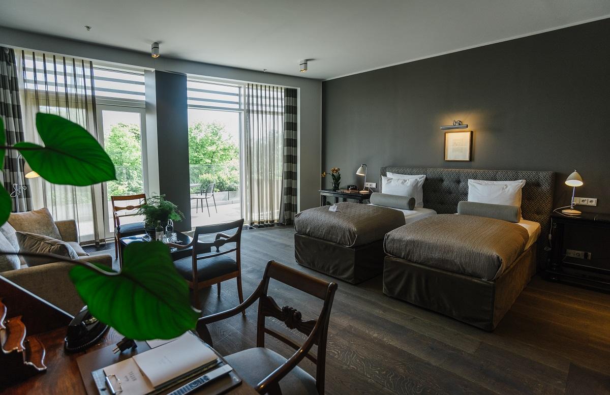 Junior Balcony Suite