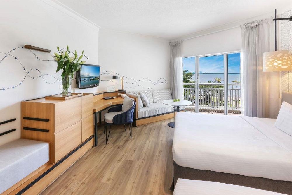 Deluxe Sea View Room