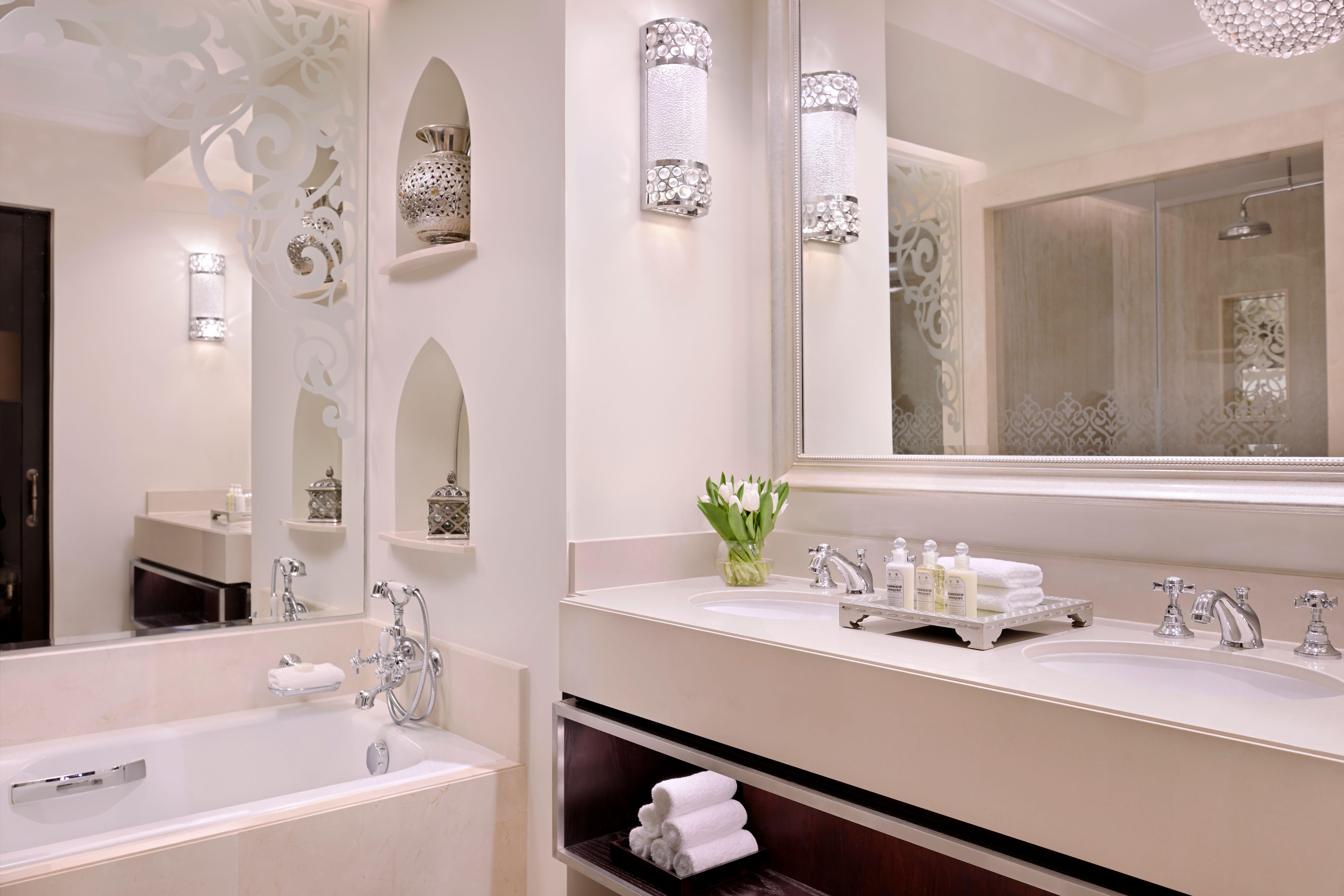Arabian Court - Deluxe Rooms