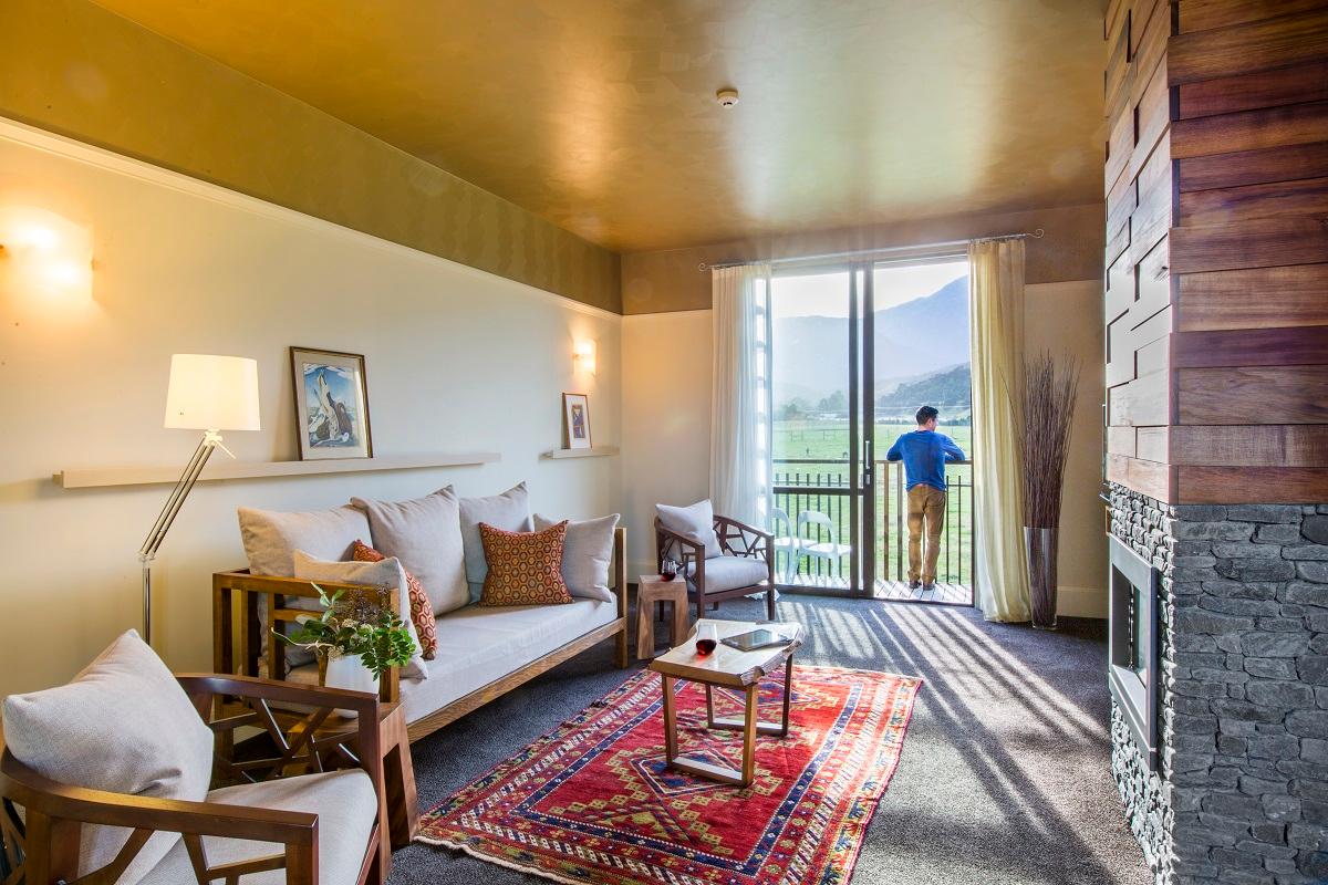 Lodge Suites