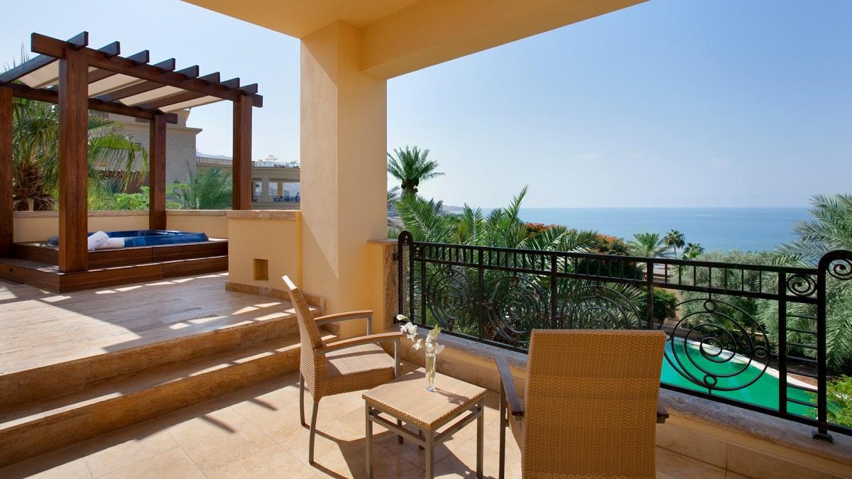 Ishtar Honeymoon Suite