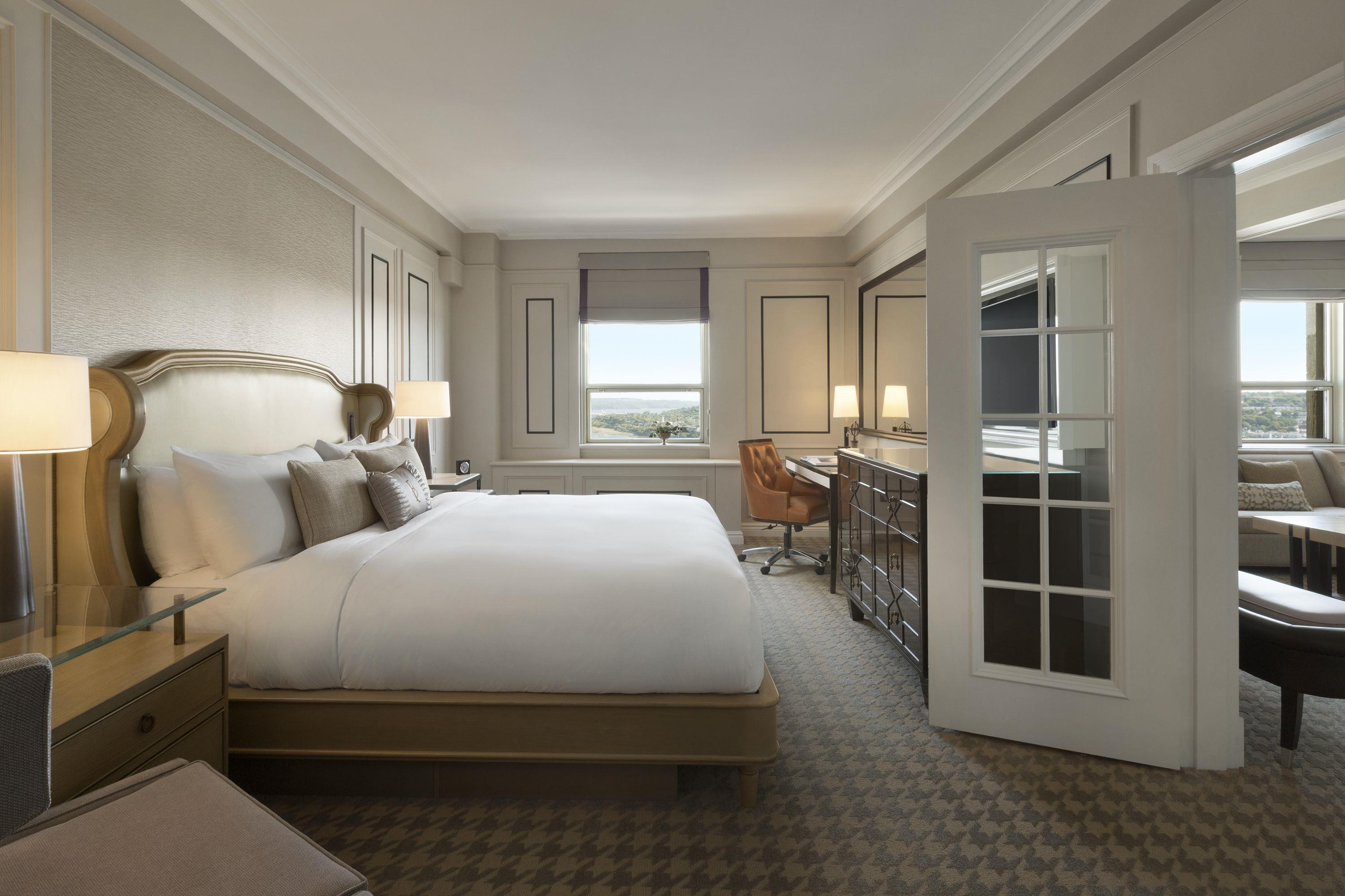 Fairmont Gold 1 or 2 Bedroom Suite