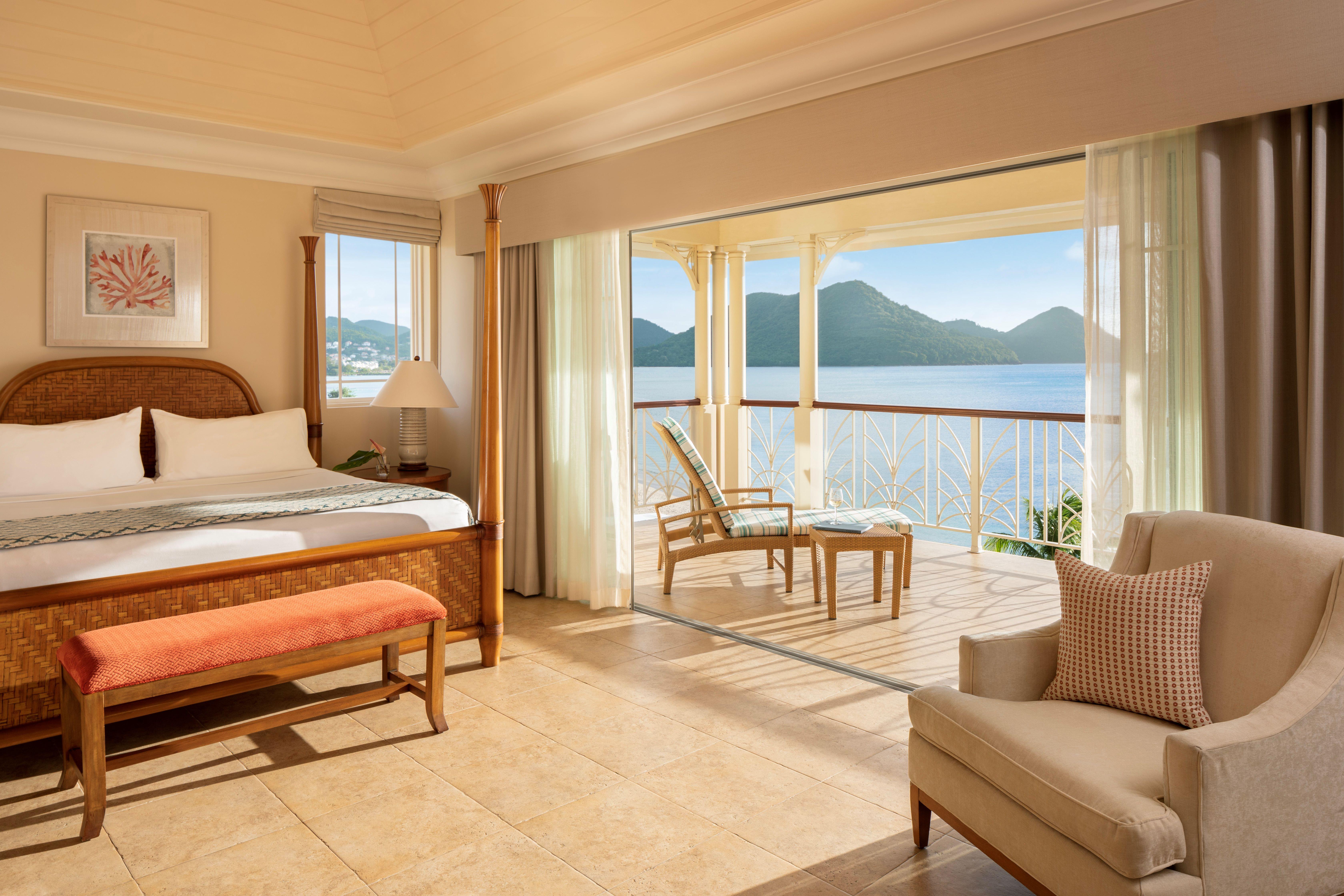 One Bedroom Villa Suite – Beachfront