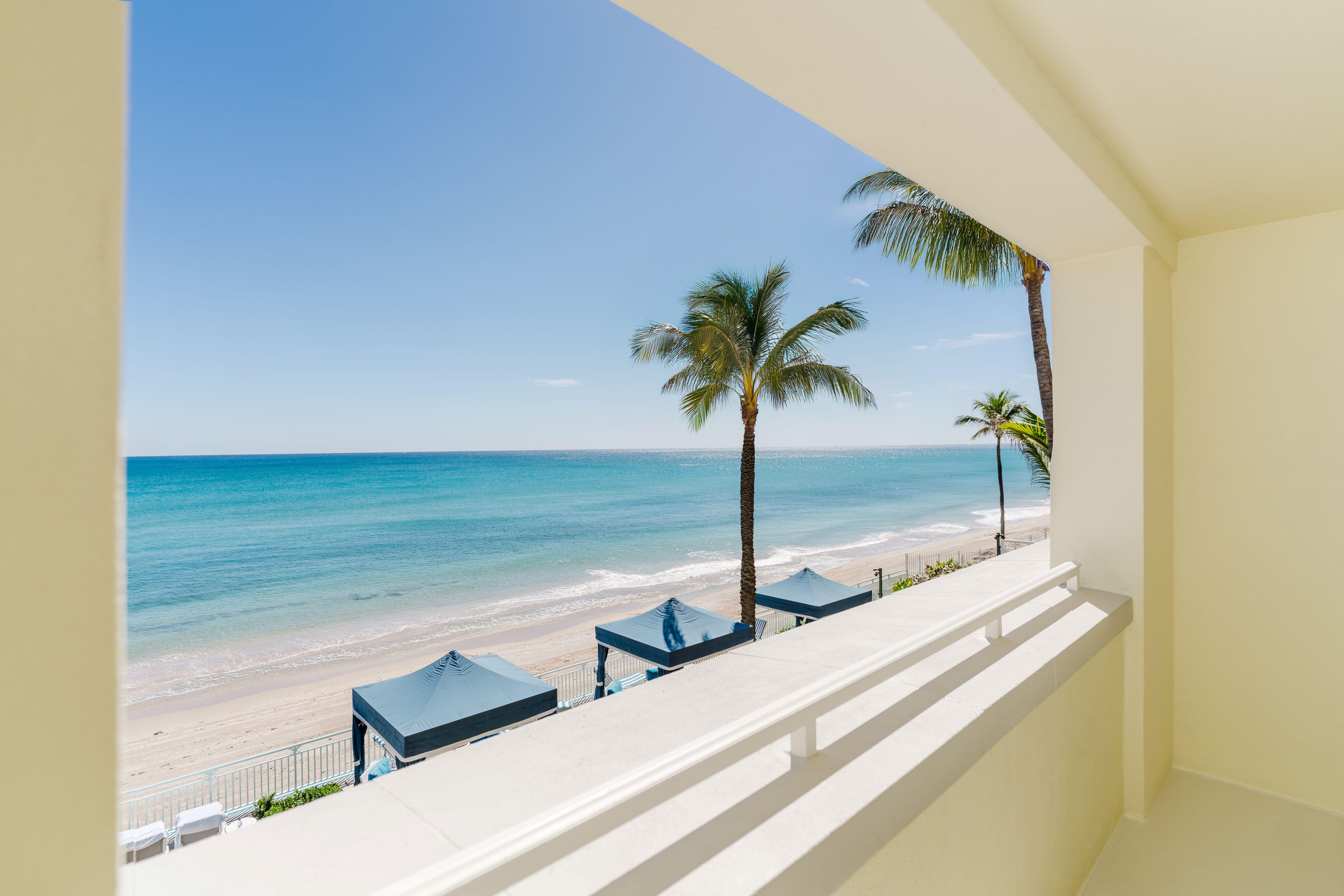 Eau Suites