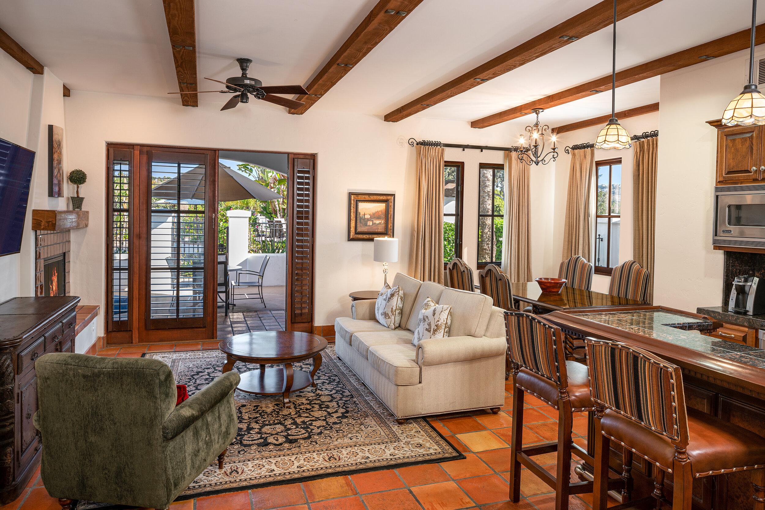 Deluxe Villa Suite