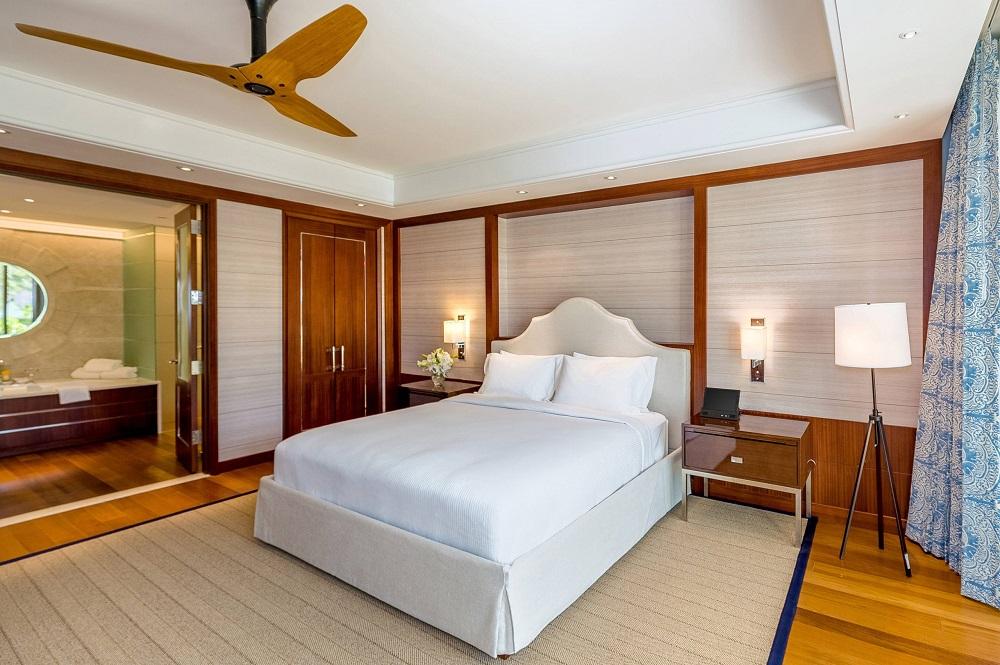 1 Bedroom Poolside Villa with 1 King Bed