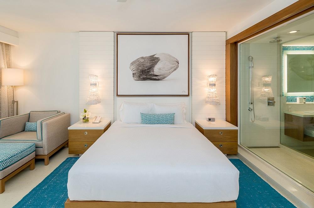 1 King Bed
